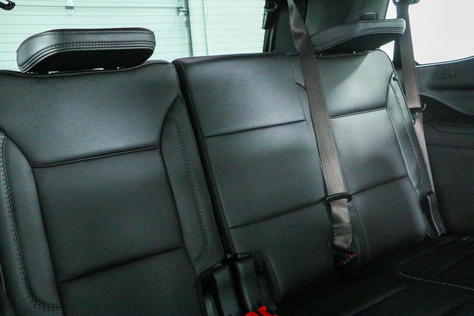 Used 2026 GMC Yukon Denali w/ Sun & Power Step Package AWD/4WD image 33