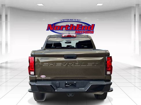 Used 2023 Chevrolet Colorado W/T RWD image 6