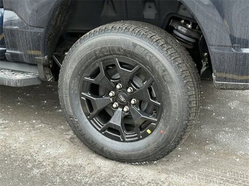 New 2025 Ford F150 Lightning XLT image 7