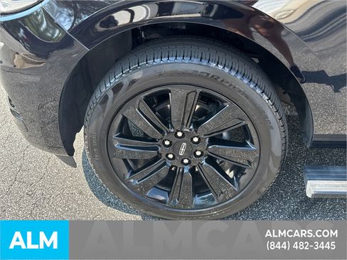 Used 2024 Lincoln Navigator Reserve w/ Monochromatic Package image 13