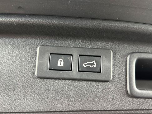 Used 2024 Subaru Forester Premium AWD/4WD image 26