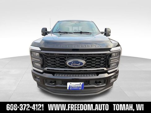 Used 2024 Ford F250 Lariat w/ Sport Appearance Package AWD/4WD image 8