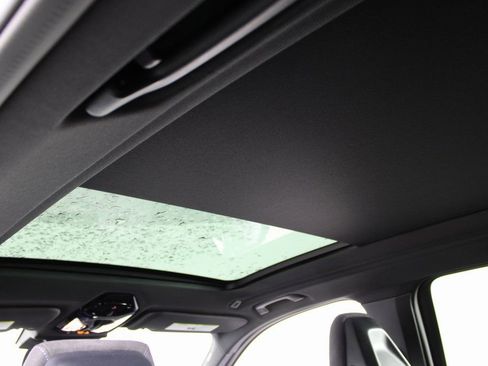 Used 2025 BMW X3 M50 w/ Premium Package image 18