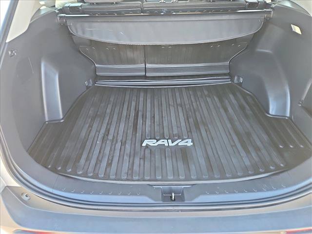 Used 2023 Toyota RAV4 XLE w/ Convenience Package FWD image 6