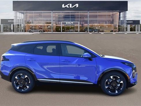 New 2026 Kia Sportage SX image 2