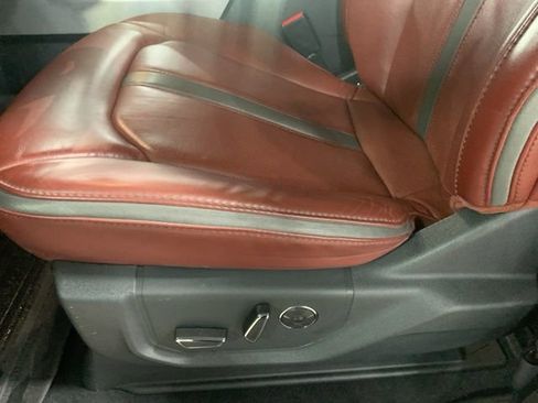 Used 2022 Ford F350 Platinum image 12