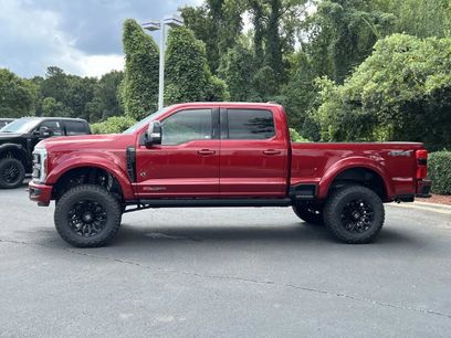 New 2026 Ford F250 Lariat w/ Black Appearance Package