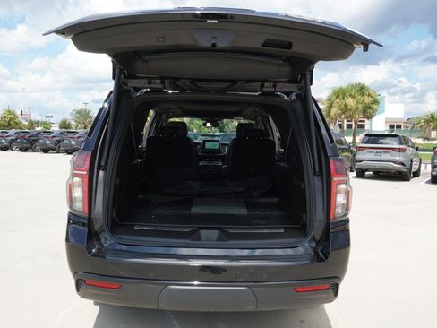 Used 2024 Chevrolet Suburban RST w/ Luxury Package AWD/4WD image 36