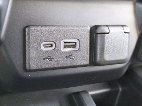 Used 2020 Chevrolet Silverado 2500 LTZ w/ LTZ Premium Package image 32