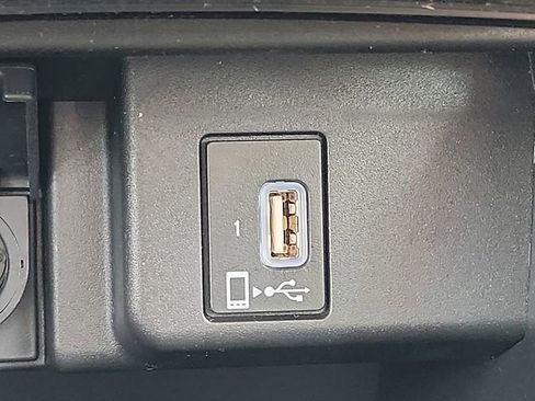 Certified 2018 Honda Accord EX image 24
