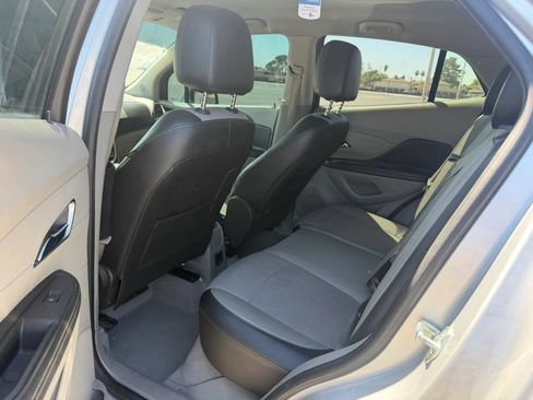 Used 2014 Buick Encore Convenience FWD image 10