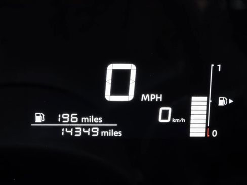 Used 2025 Nissan Kicks S w/ Charging Package image 33