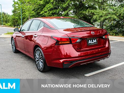 Used 2025 Nissan Altima 2.5 SV FWD image 5