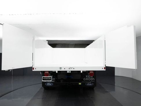 New 2025 Ford F550 2WD Regular Cab Super Duty image 19