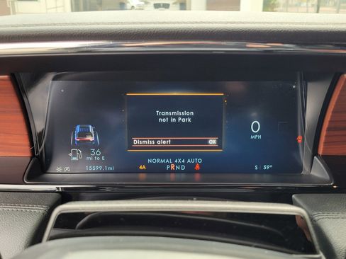 Used 2023 Lincoln Navigator Reserve image 28