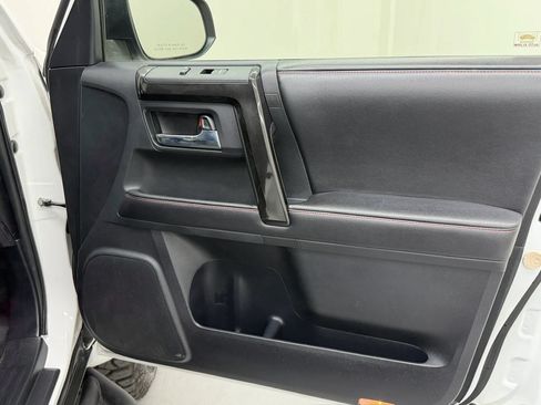 Used 2016 Toyota 4Runner SR5 Premium AWD/4WD image 71