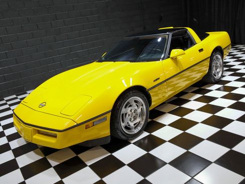 Used 1990 Chevrolet Corvette ZR-1 RWD image 7