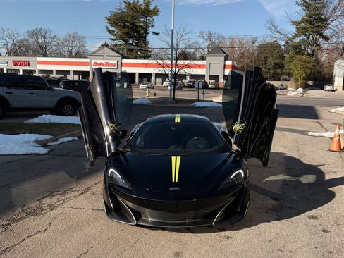 Used 2020 McLaren 600LT Spider image 14