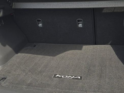 Used 2023 Hyundai Kona SEL w/ Cargo Package FWD image 9