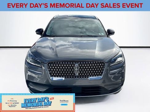 Used 2022 Lincoln Corsair AWD w/ Premium Package image 2