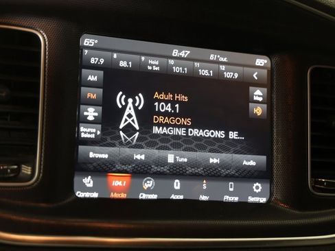 Used 2018 Dodge Charger R/T Scat Pack image 7