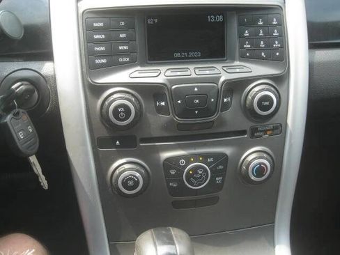 Used 2014 Ford Edge SE w/ Equipment Group 101A image 25