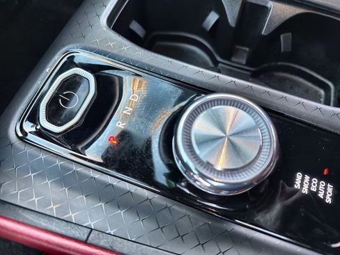 Used 2024 Jeep Wagoneer Launch Edition image 22