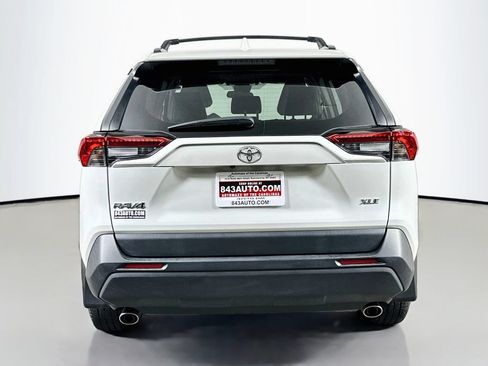 Used 2025 Toyota RAV4 XLE Premium FWD image 6