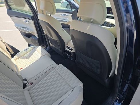 Used 2022 Genesis GV70 3.5T Sport w/ Sport Advanced Package image 11