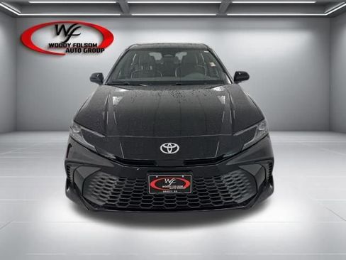 Used 2026 Toyota Camry SE FWD image 2