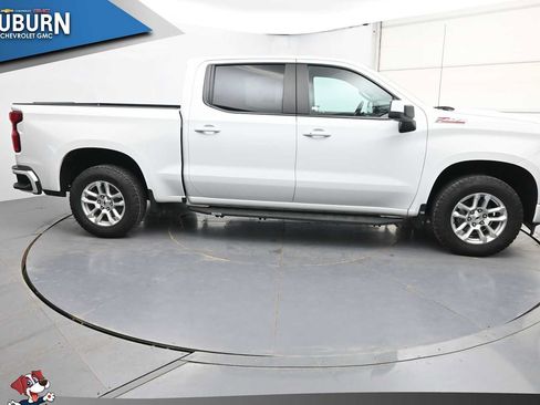 Used 2022 Chevrolet Silverado 1500 RST AWD/4WD image 16