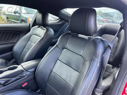 Used 2016 Ford Mustang GT Premium w/ Equipment Group 401A RWD image 10
