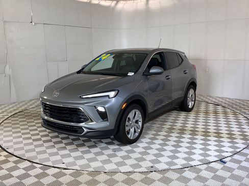 Used 2024 Buick Encore GX Preferred FWD image 35