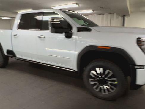 New 2026 GMC Sierra 2500 Denali Ultimate image 38