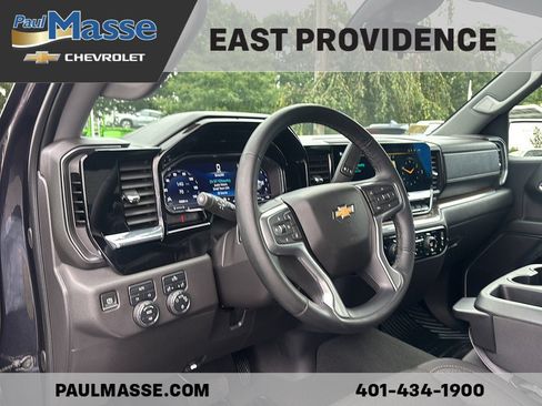 Certified 2024 Chevrolet Silverado 1500 LT AWD/4WD image 16