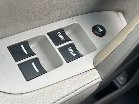 Used 2011 Acura MDX w/ Technology & Entertainment AWD/4WD image 20
