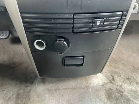 Used 2007 Toyota Sienna LE FWD image 27