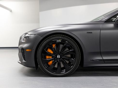 Used 2025 Bentley Continental GT Mulliner image 13