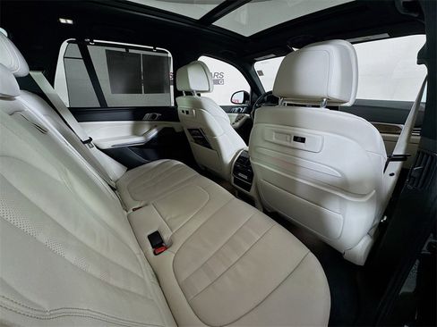 Used 2020 BMW X5 xDrive40i w/ Premium Package image 27
