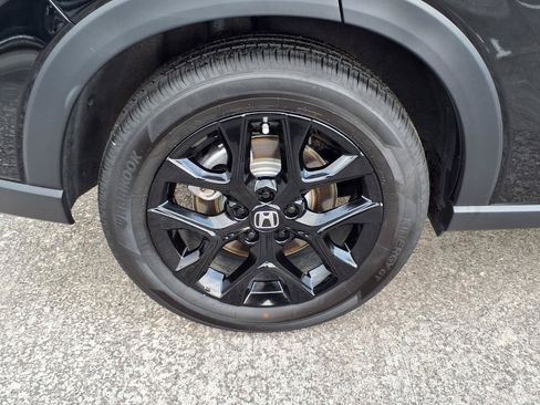 Certified 2025 Honda HR-V Sport image 26