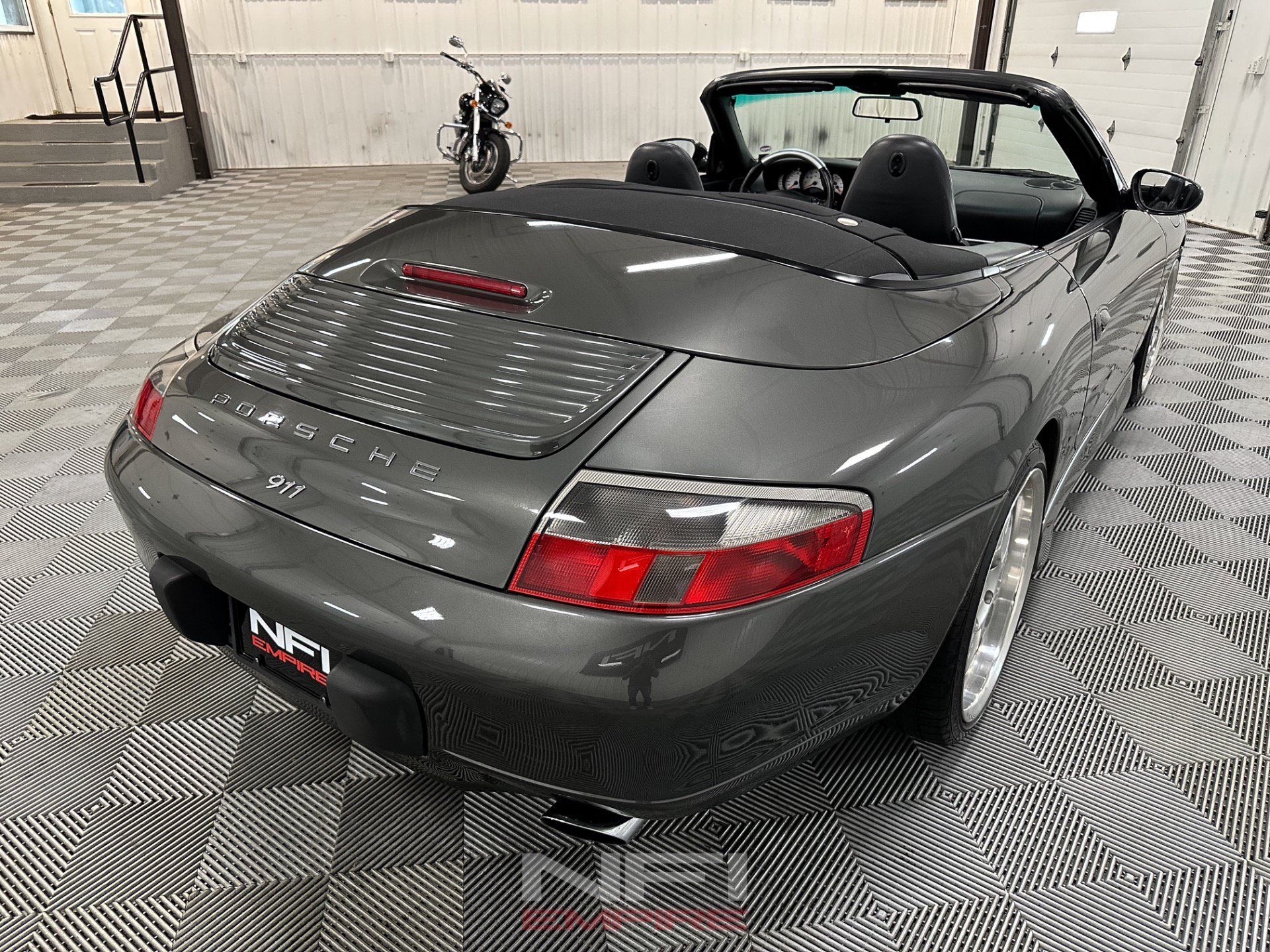 Used 2000 Porsche 911 Cabriolet image 14