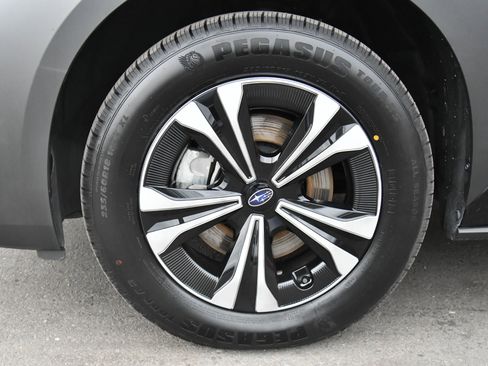 Used 2024 Subaru Solterra AWD/4WD image 12