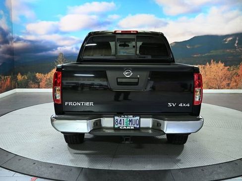 Used 2021 Nissan Frontier SV image 6