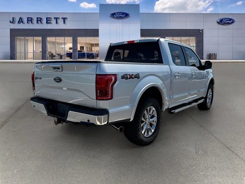 Used 2015 Ford F150 Lariat w/ Equipment Group 502A Luxury AWD/4WD image 4