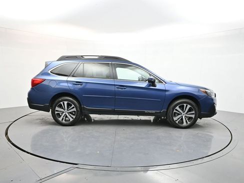 Used 2019 Subaru Outback 3.6R Limited image 8