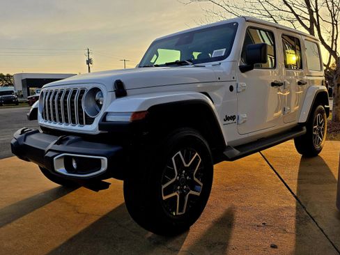 New 2026 Jeep Wrangler Unlimited Sahara image 18