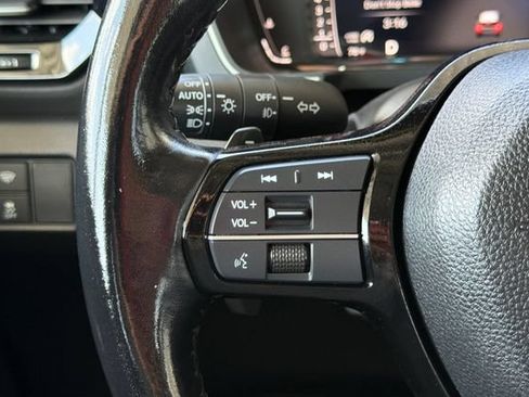 Certified 2024 Honda Pilot Elite image 30