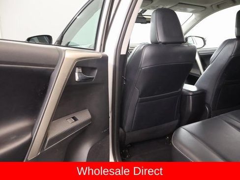 Used 2014 Toyota RAV4 Limited AWD/4WD image 30