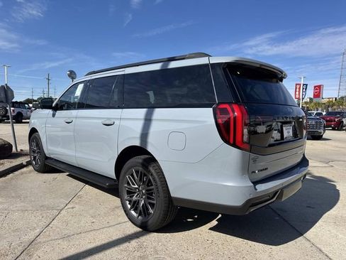 New 2026 Ford Expedition Max Platinum w/ Stealth Appearance Package image 4