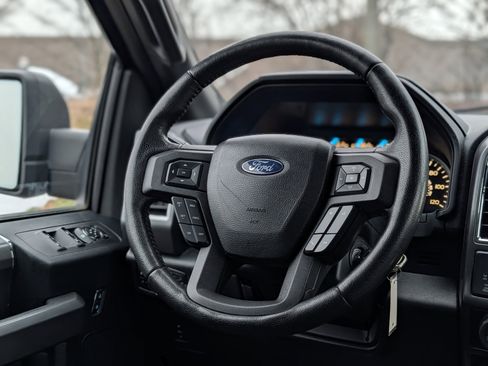 Used 2016 Ford F150 XLT w/ Equipment Group 302A Luxury image 15